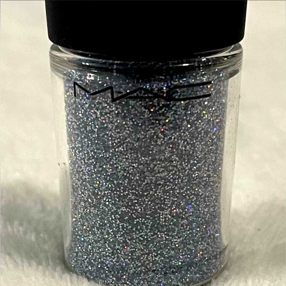 Brand New-MAC Glitter Brilliants 💎